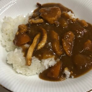 隠し味が決めて！シーフードカレー